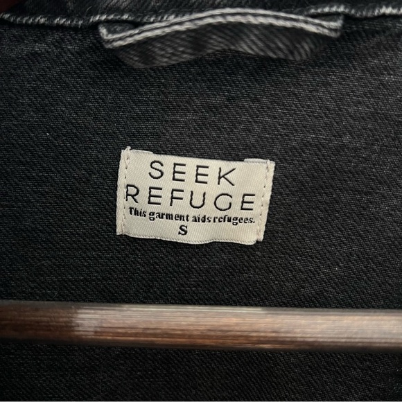 NWOT Seek Refuge Oversized Black Denim Jacket - Picture 8 of 9